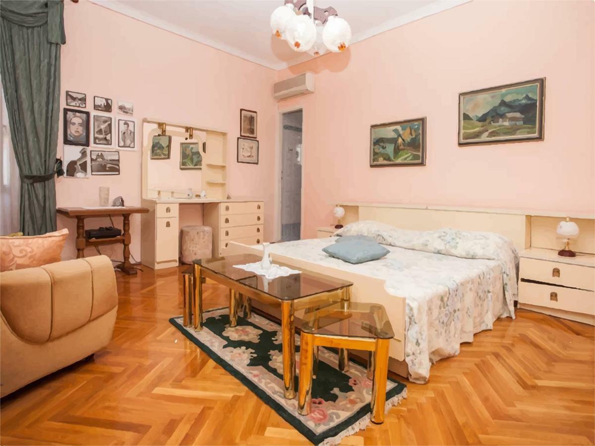 Apartment Carera Rovinj Exterior photo