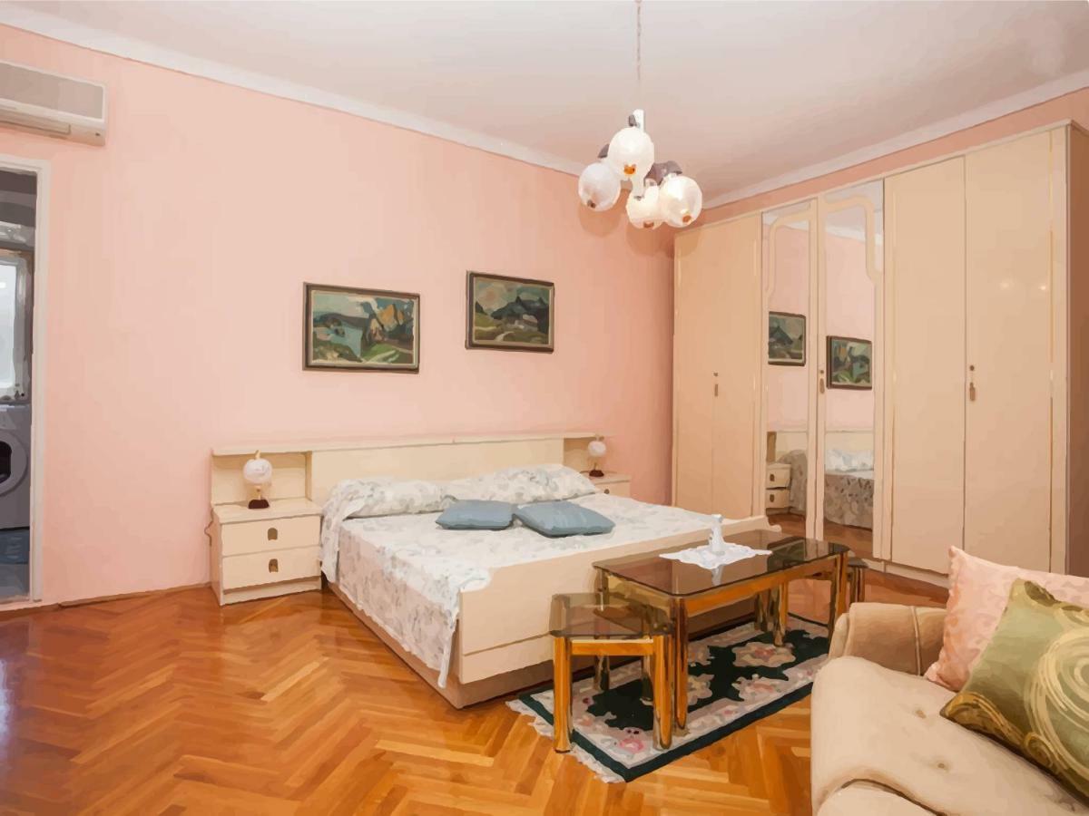Apartment Carera Rovinj Exterior photo
