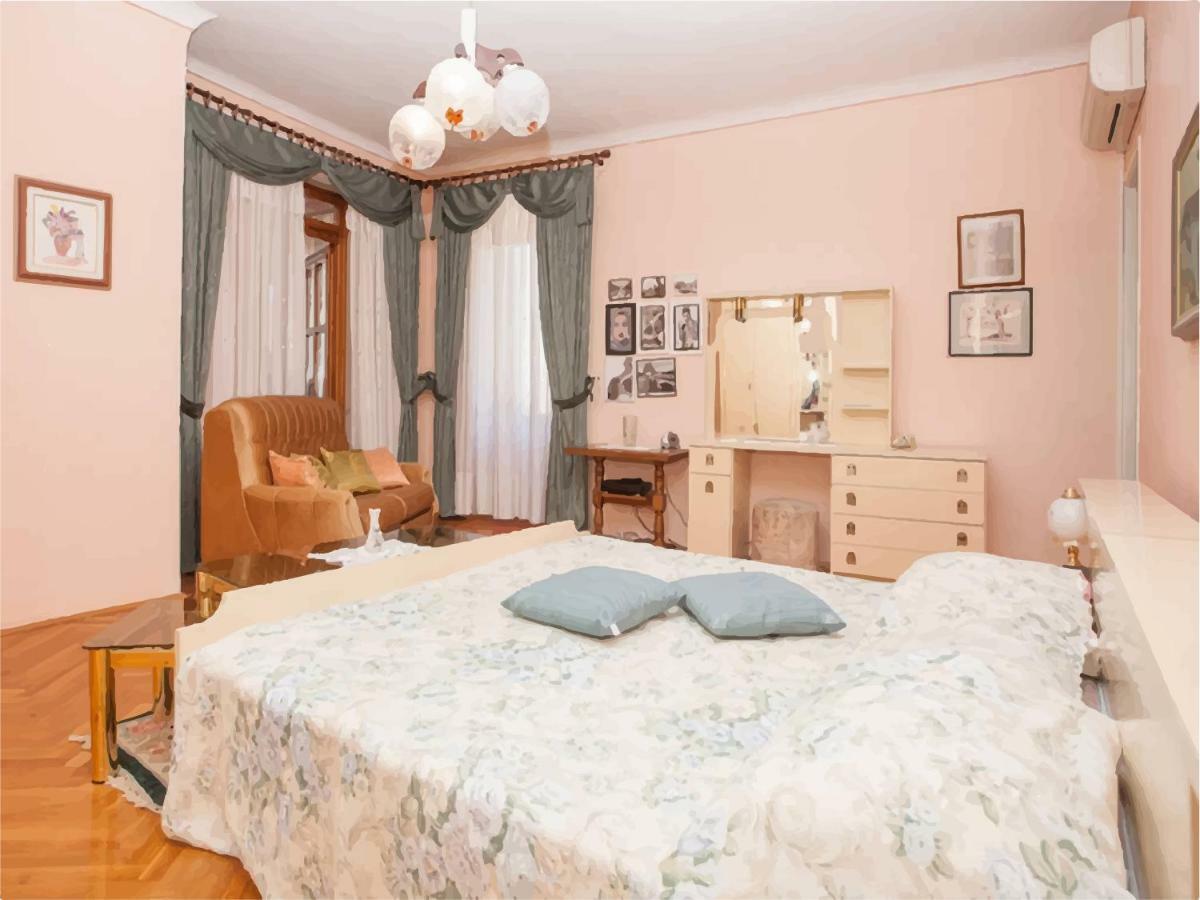 Apartment Carera Rovinj Exterior photo